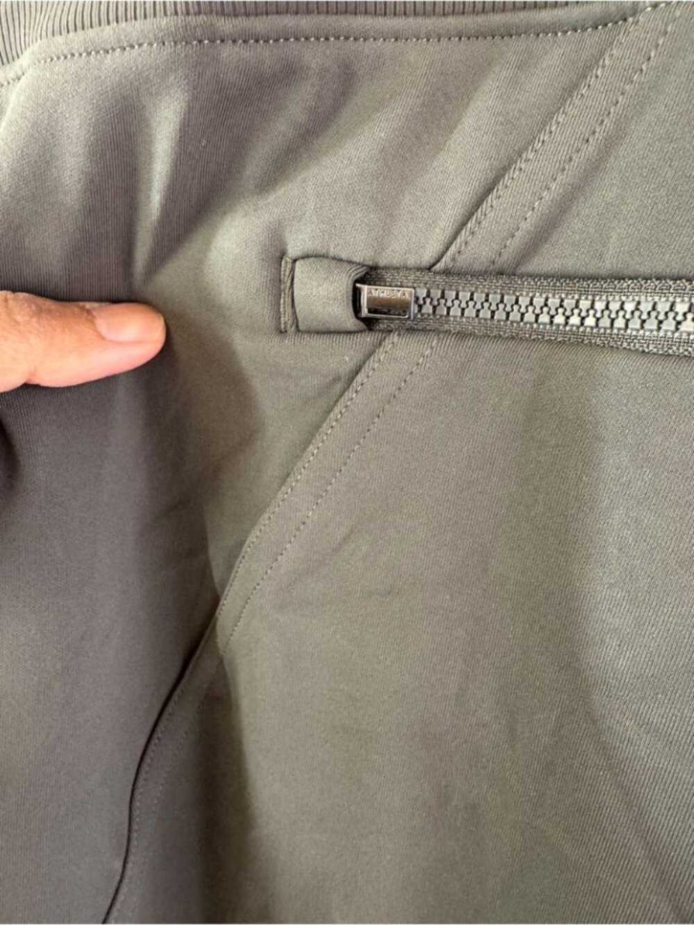 Athleta Brooklyn Jogger Pants 2X Athleisure Travel Minimalist Cozy Comy Gym - Picture 11 of 15